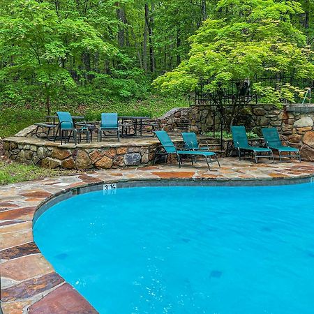 Modern Retreat W Hot Tub, Deck & Resort Amenities Berkeley Springs Exterior photo