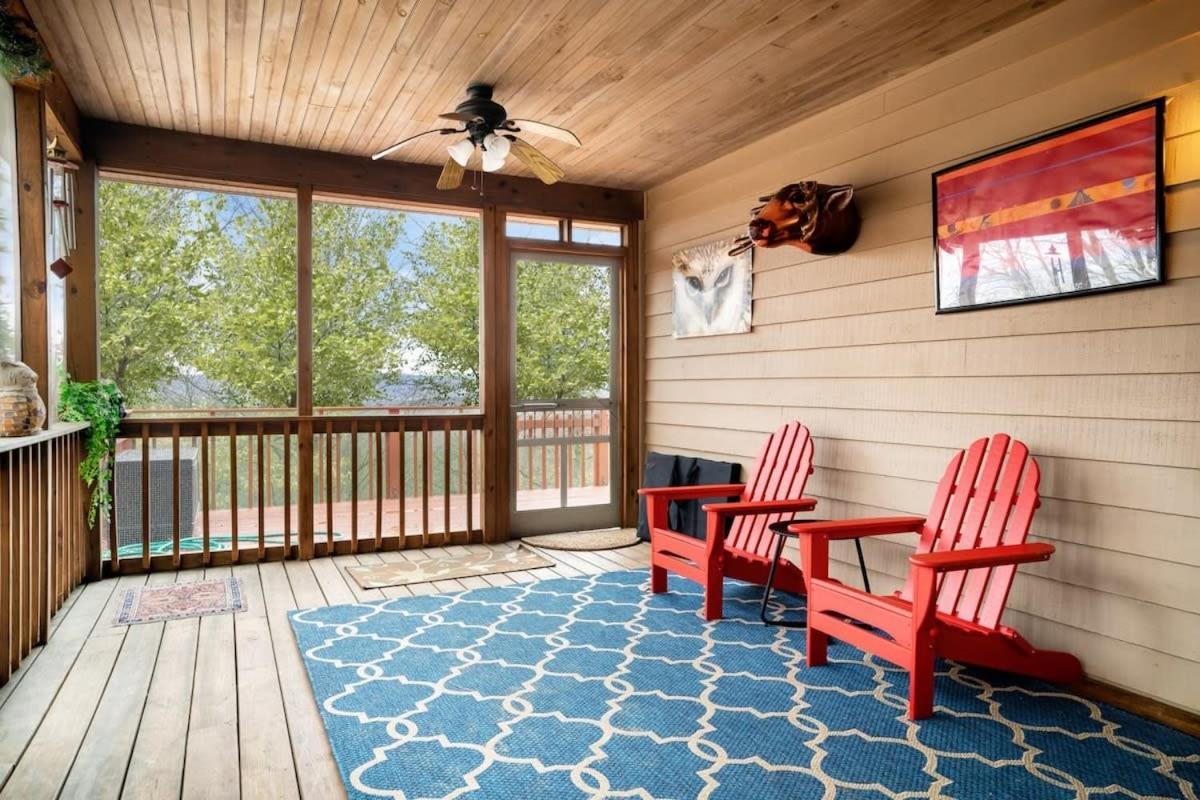 Modern Retreat W Hot Tub, Deck & Resort Amenities Berkeley Springs Exterior photo